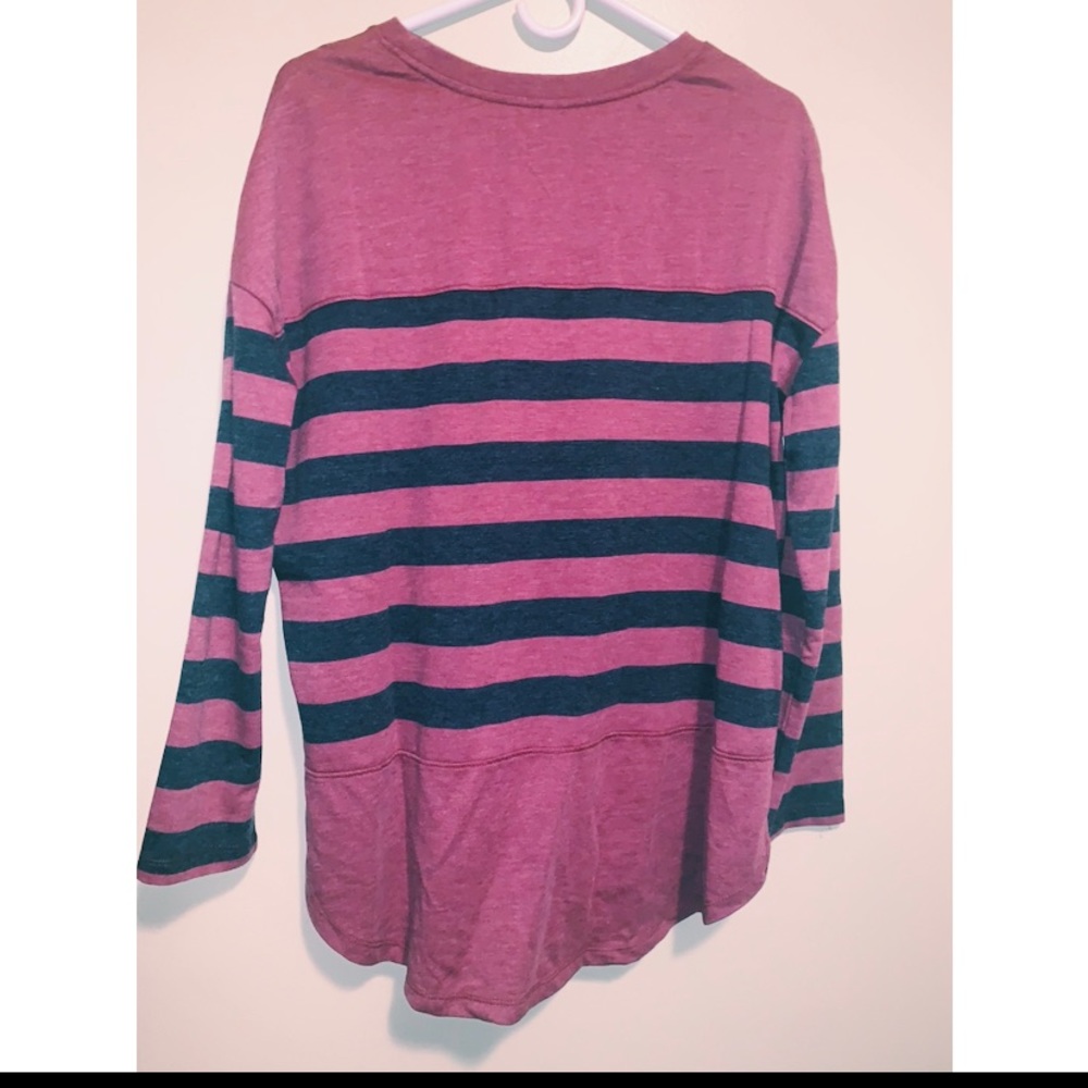Stylish and comfy sweatshirt